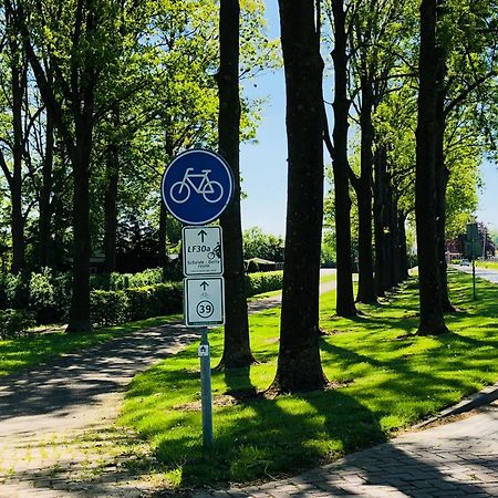 Bed and Breakfast Slapen Bij De Zeeuwse Lala IJzendijke Экстерьер фото